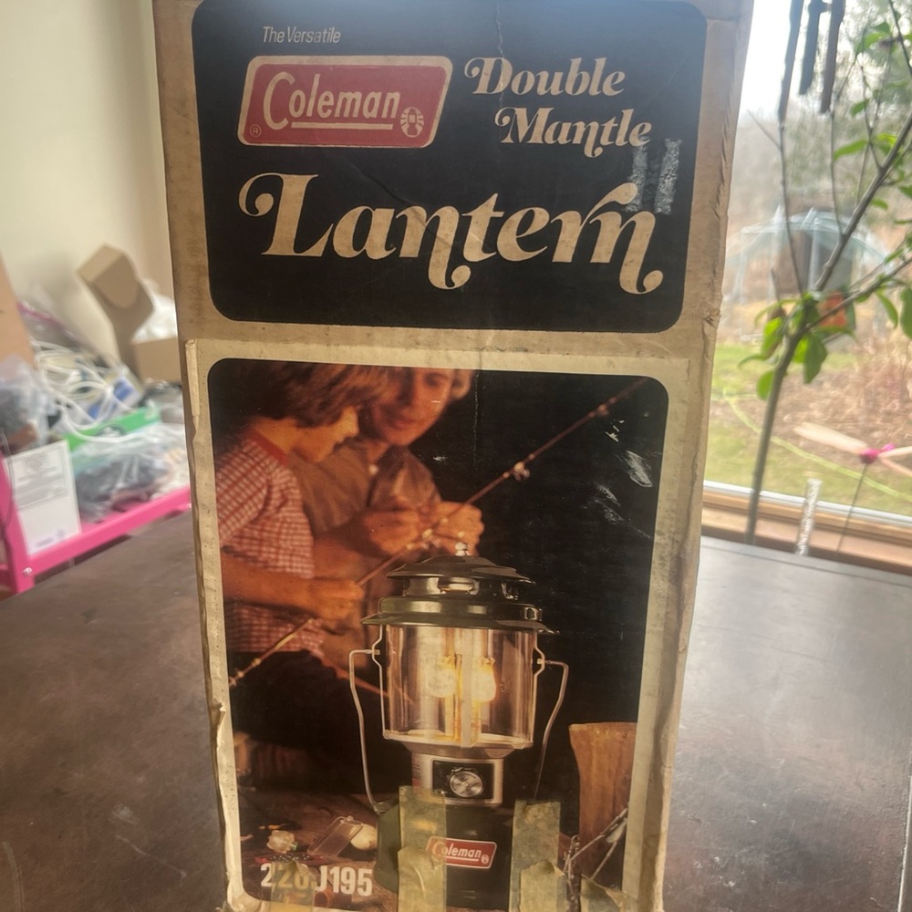 Coleman Double Mantle Lantern